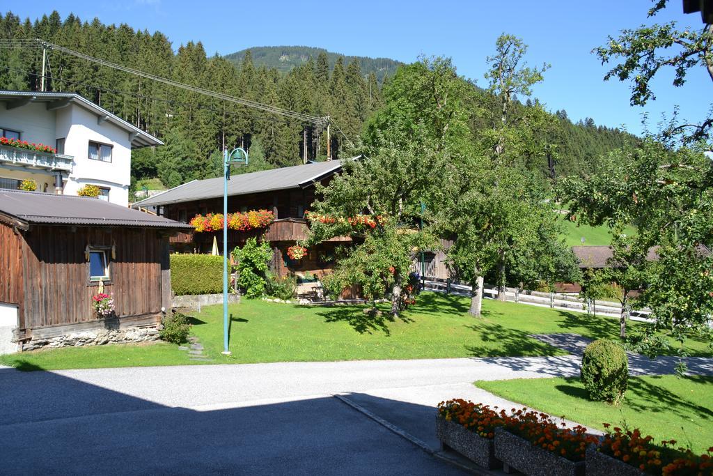 Haus Binder Hotel Ried im Zillertal Exterior foto