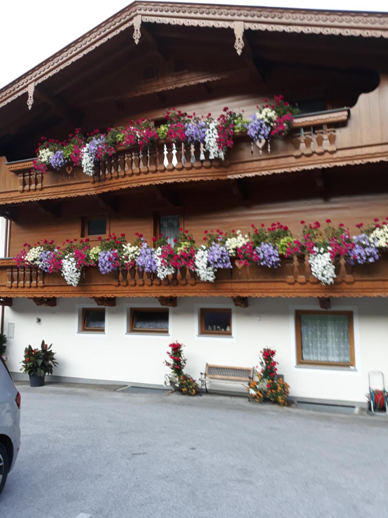 Haus Binder Hotel Ried im Zillertal Exterior foto
