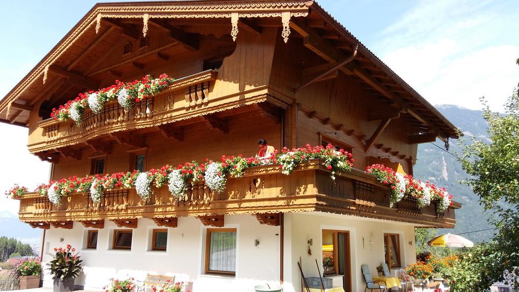 Haus Binder Hotel Ried im Zillertal Exterior foto